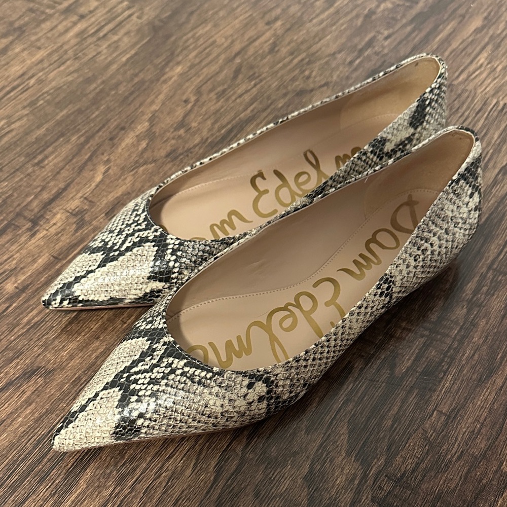 Sam Edelman Black and Cream Snake Print Flats